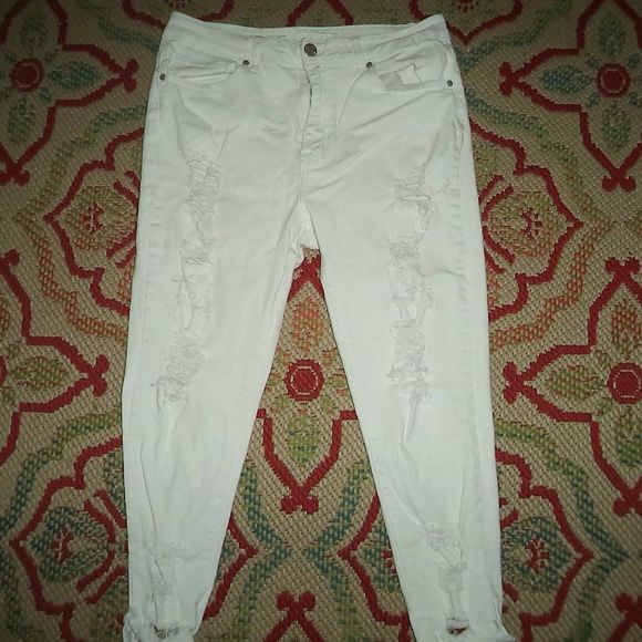 VIP JEANS WHITE STRETCH DESTROYED CROP SKINNY DISTRESSED-WOMENS JRS SIZE 15/16 - Picture 2 of 5